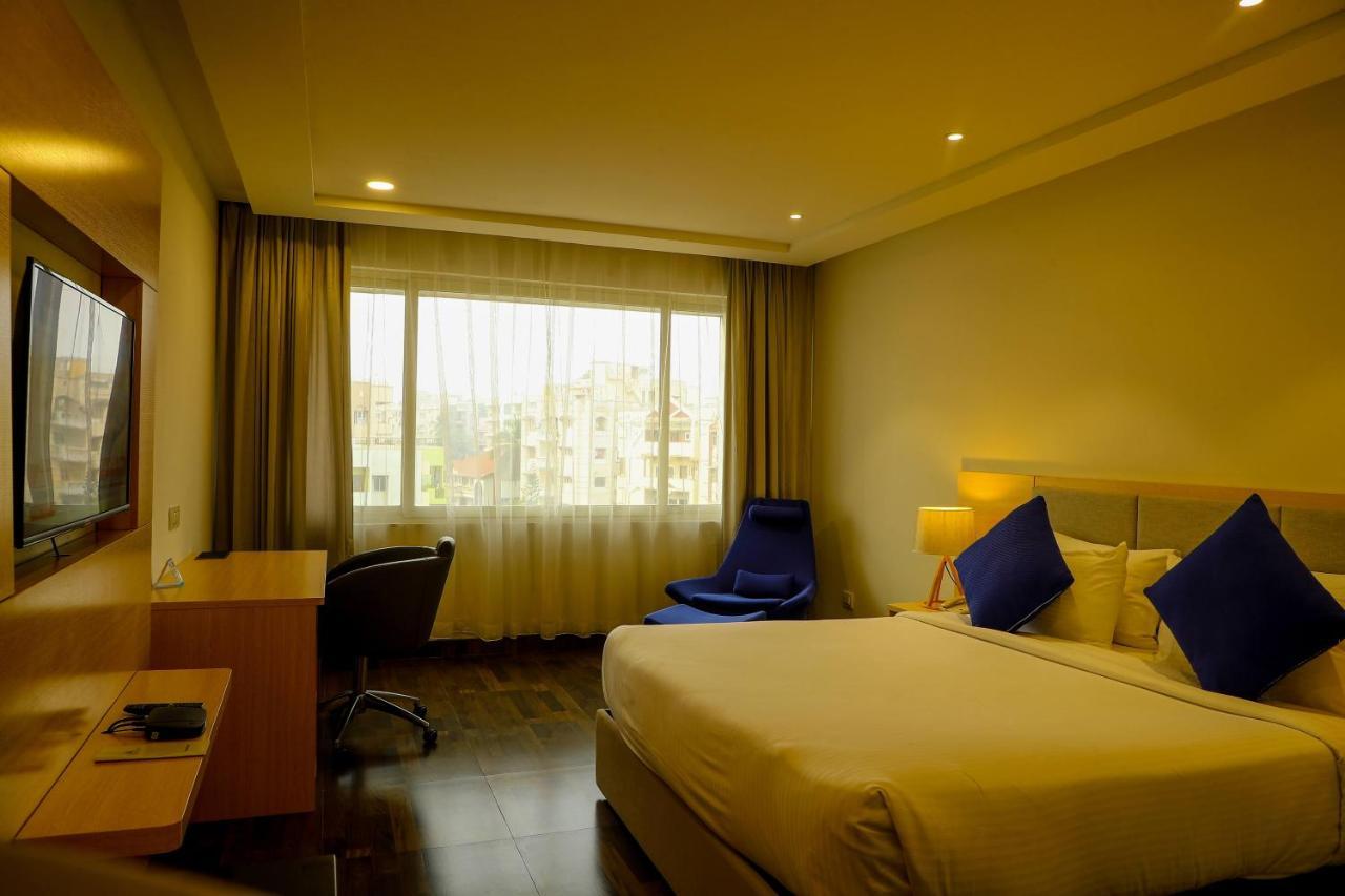Bay View Hotel Vizag Visakhapatnam Exterior foto