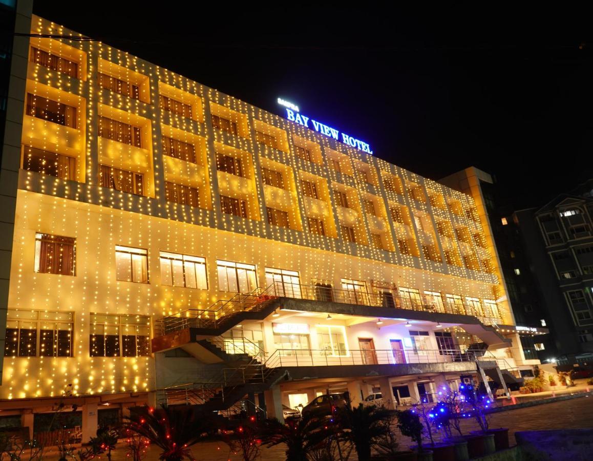 Bay View Hotel Vizag Visakhapatnam Exterior foto